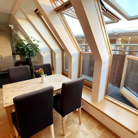 Loft + Balkon In Historischem Altbau Am Marktplatz Chemnitz Esterno foto